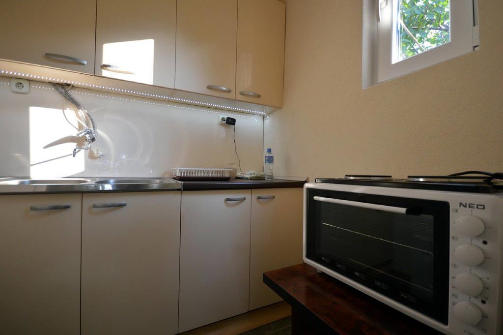 Karali Apartments Lagadin Eksteriør billede