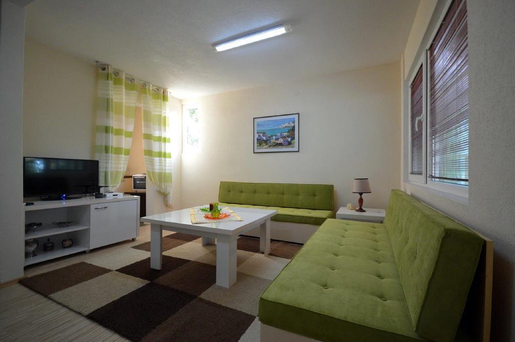 Karali Apartments Lagadin Eksteriør billede