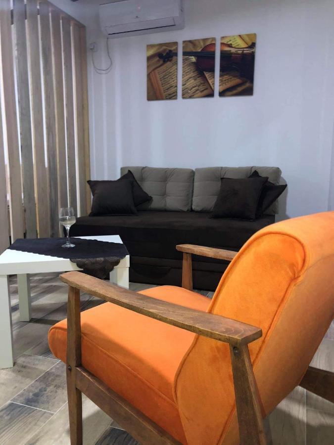 Karali Apartments Lagadin Eksteriør billede